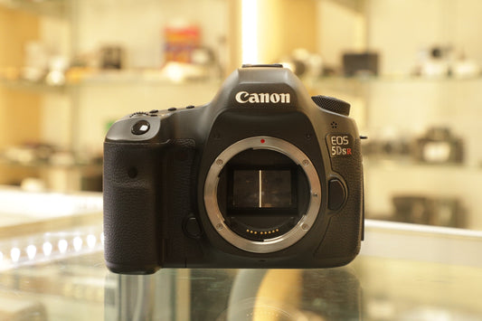 Canon 5DSR-01078 EOS 5DSR DSLR Camera Body 50MP, Used