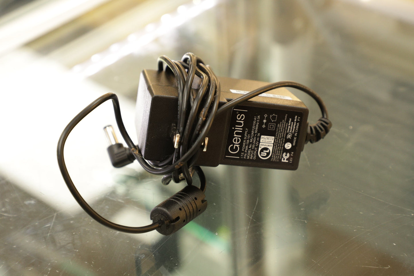 VERIFONE MX925-30435 VeriFone MX925 Payment Terminal w/Proprietary Genius Graphics-Tablet I/O Cable, Used