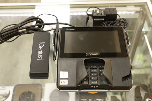 VERIFONE MX925-56009 VeriFone Payment Terminal w/Proprietary Genius Graphics-Tablet I/O Cable, Used