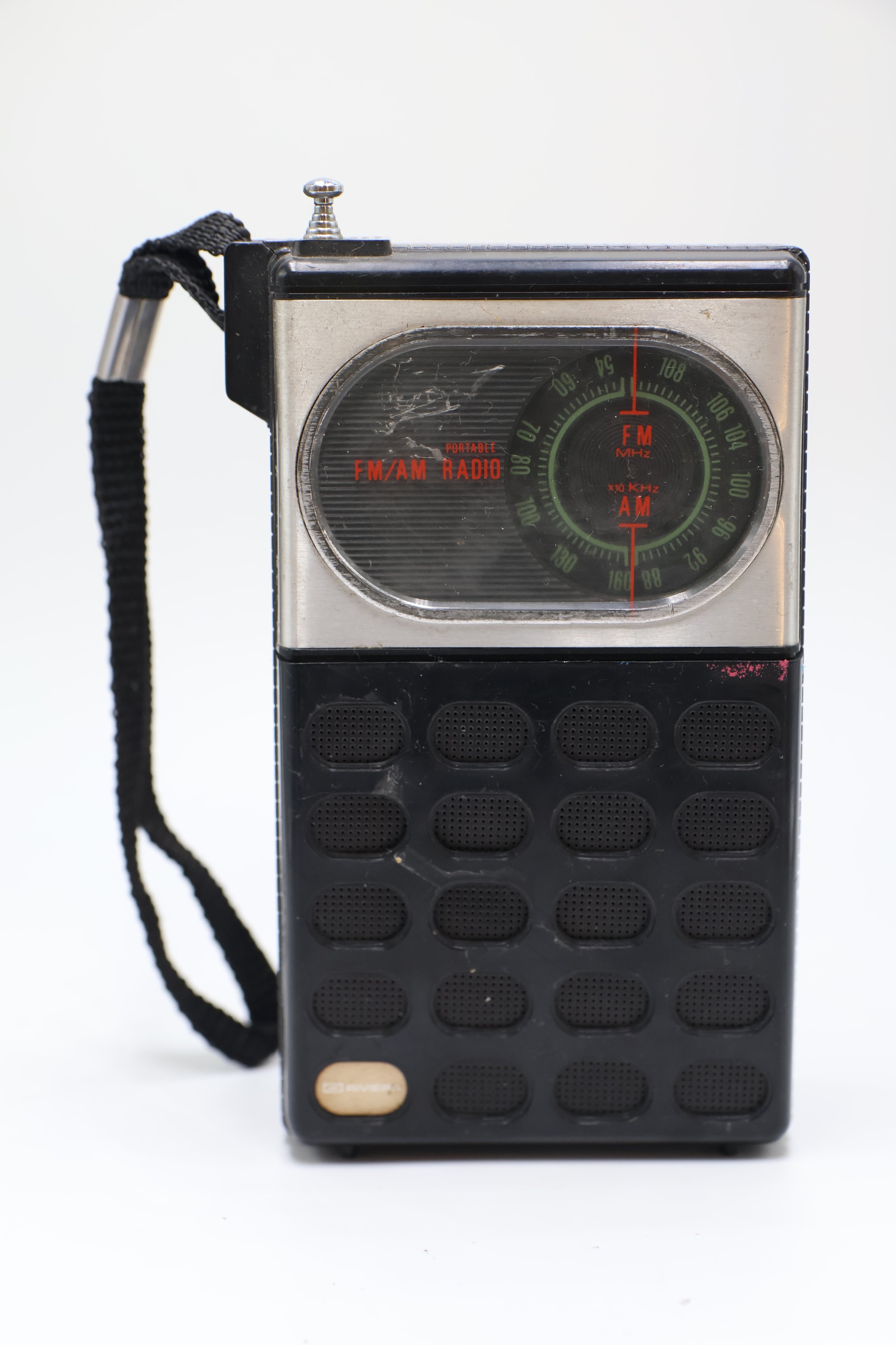 NEI RIVIERA Portable FM/AM Radio, Used - AVC photo video store