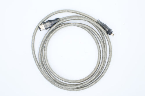 Belkin IEEE 1394 4-Pin/6-Pin 400 Mbps FireWire Cable (6 Feet), Used - AVC photo video store