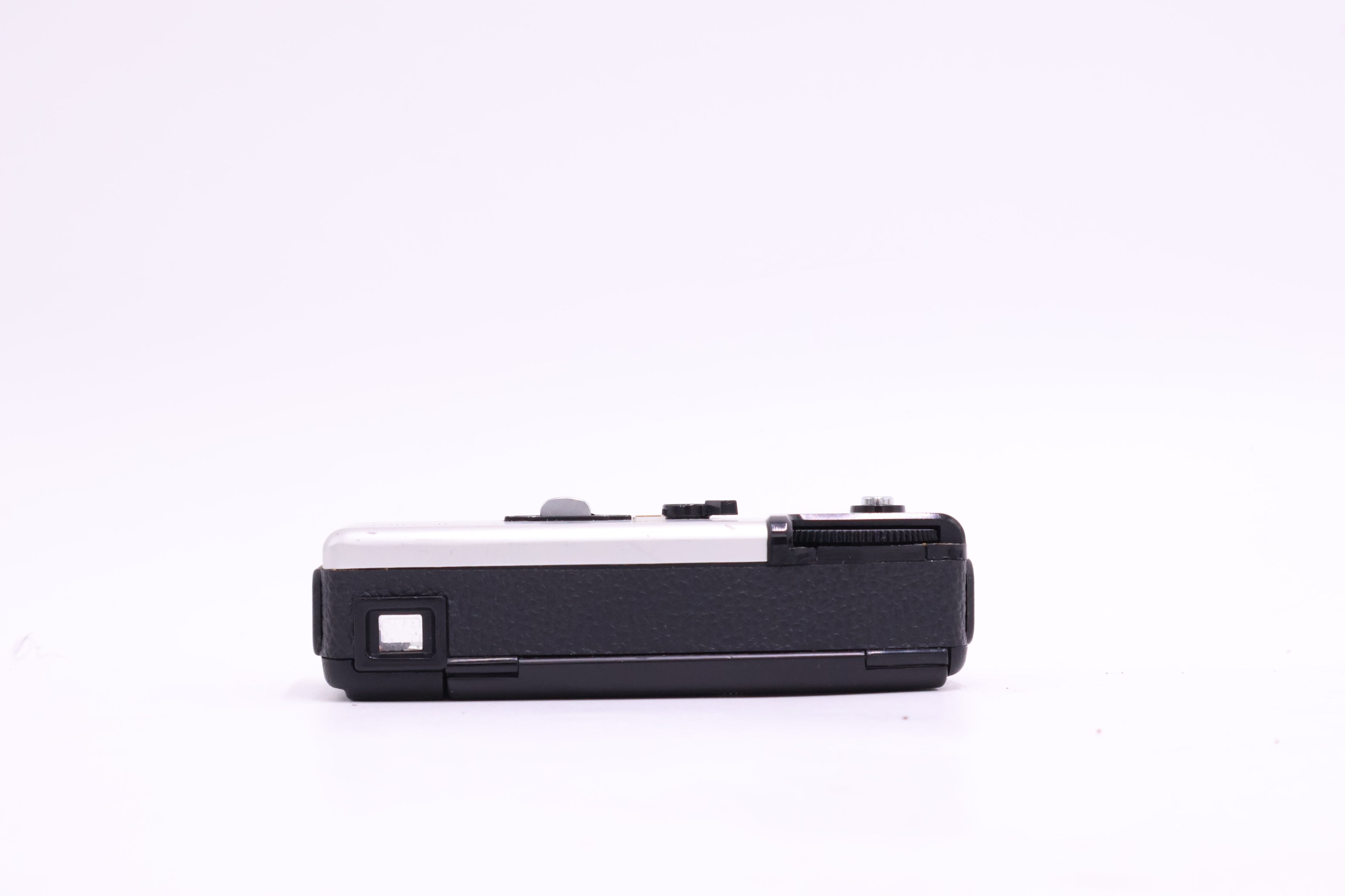 Minolta 16QT-54347 16QT 35mm Film Camera, Used - AVC photo video store