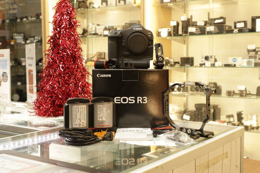 CANON EOSR3-00291 Canon EOS R3 Mirrorless Camera Body, Used