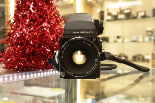 ZENZA BRONICASQ-80F28-07140 BRONICA SQ 80mm w/ Grip + Eye-level Viewfinder, Used