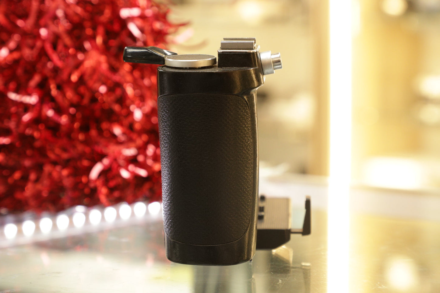 ZENZA BRONICASQ-80F28-07140 BRONICA SQ 80mm w/ Grip + Eye-level Viewfinder, Used