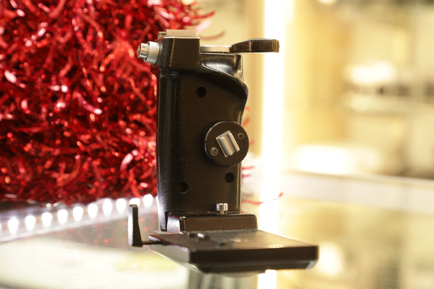 ZENZA BRONICASQ-80F28-07140 BRONICA SQ 80mm w/ Grip + Eye-level Viewfinder, Used