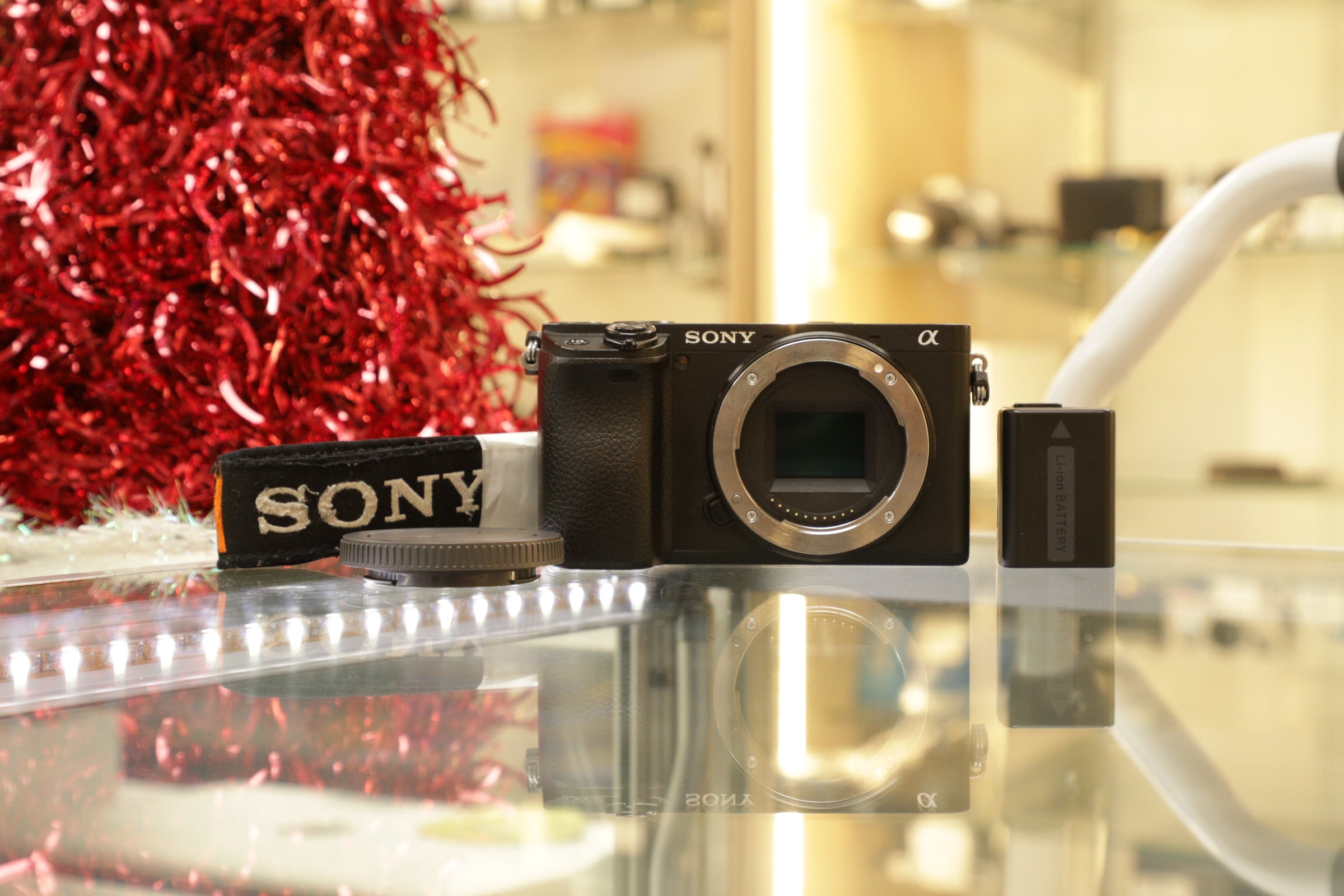 SONY A6400-5144115 Sony a6400 Mirrorless Camera Body, 24.2MP, used - AVC photo video store