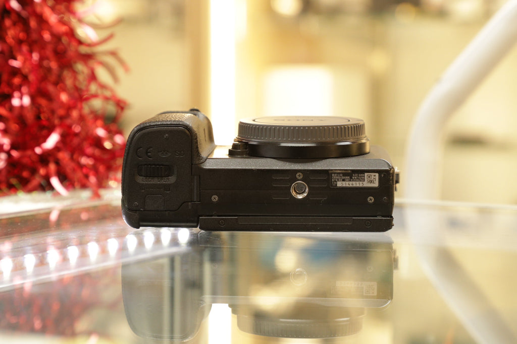 SONY A6400-5144115 Sony a6400 Mirrorless Camera Body, 24.2MP, used - AVC photo video store