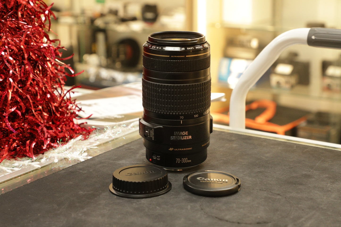 CANON EF70300ISUSM-00452 Canon EF 70-300mm 4-5.6 IS USM, Used