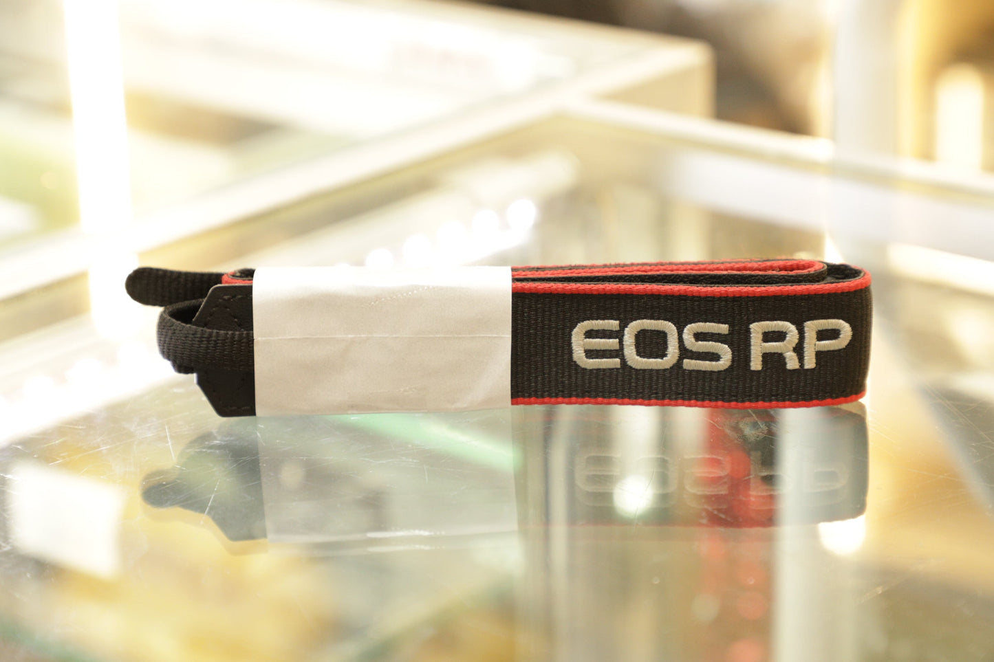 CANON EOSRP-02979 Canon EOS RP Mirrorless Camera Body {26.2MP}, Used