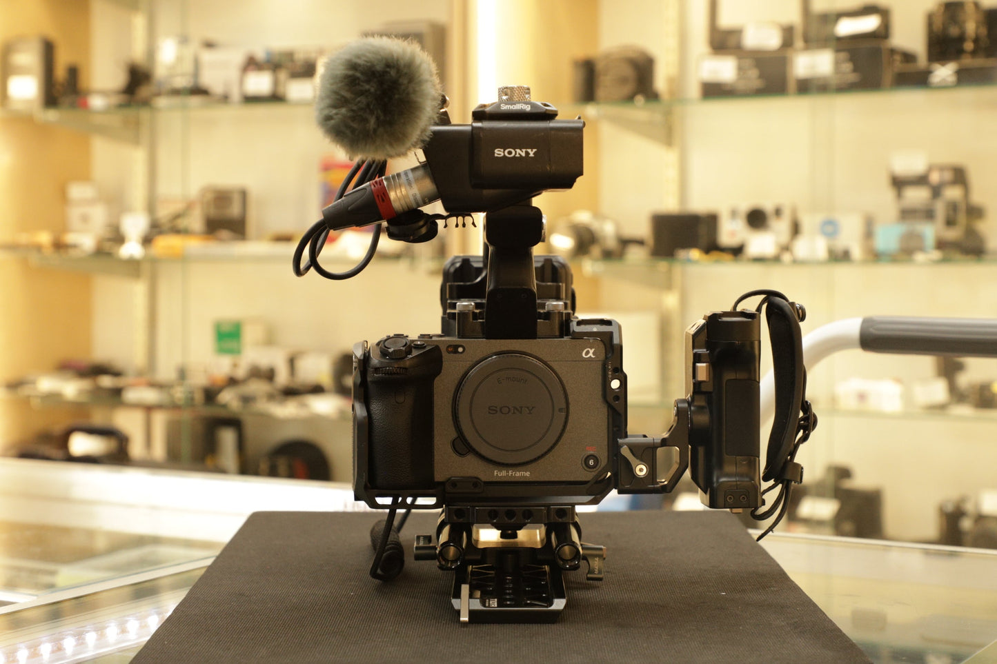 Sony FX3CINEBACK-3422523 FX3 Mirrorless Cinema Camera with CineBack Rig, Used