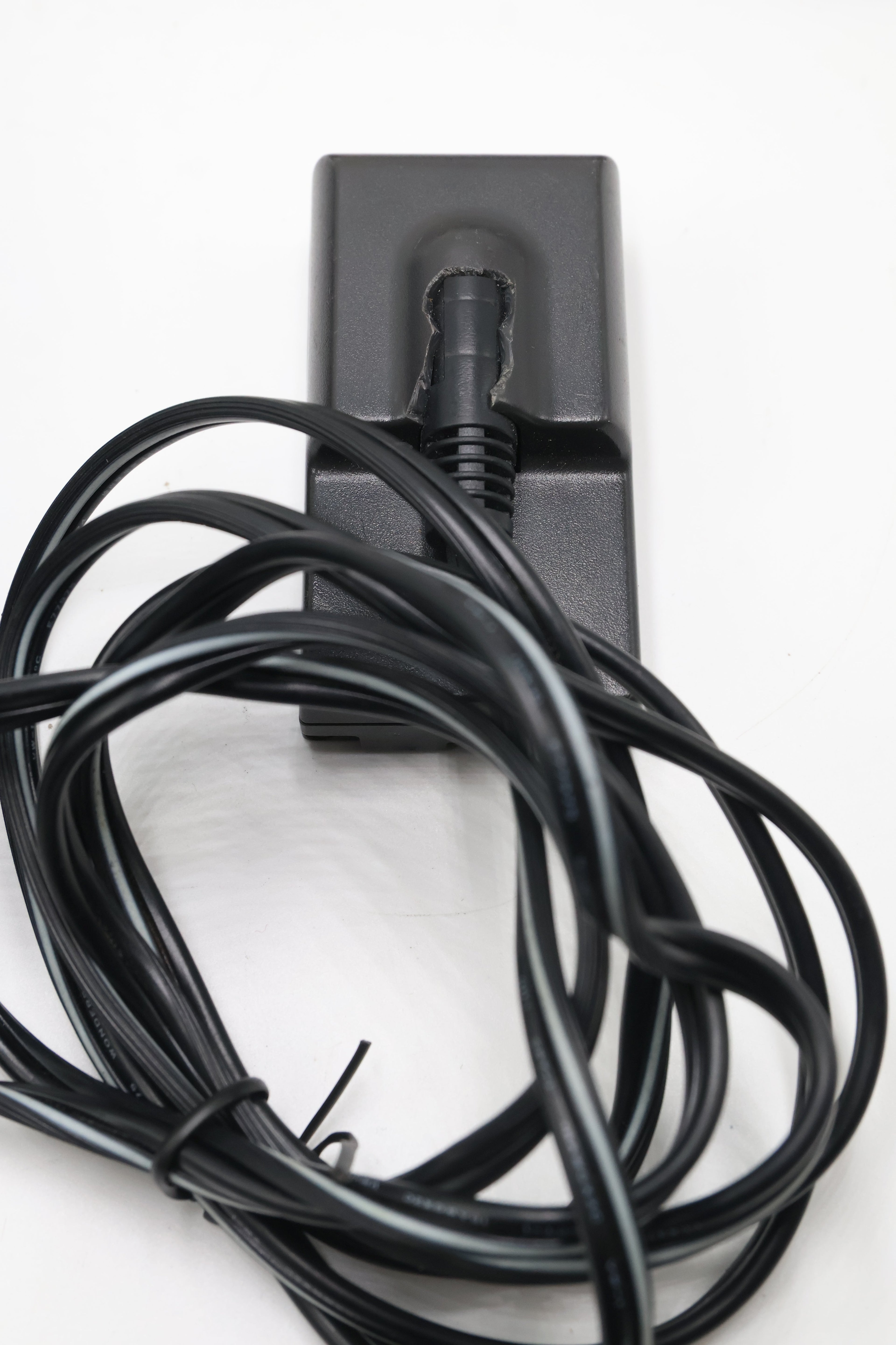 Sony AC-V316-20437 AC-V316 Power Adapter Battery Charger 110-240V for Sony Camcorders, Used - AVC photo video store