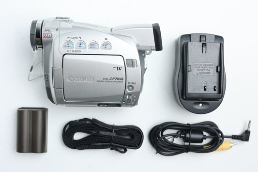 Canon ZR70MC/43731 MiniDV Camcorder, Used (For Parts)