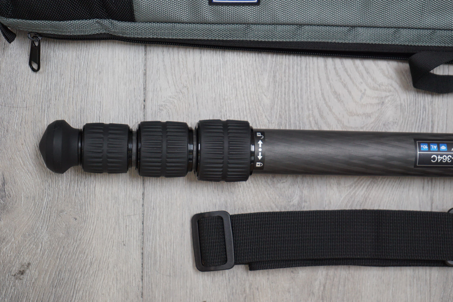 Leofoto MP364C Carbon Fiber Monopod, Used
