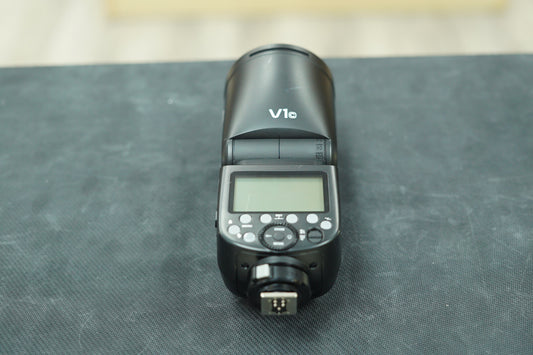 Godox V1C/96791 TTL Round Flash F/Canon + AKR1 Kit, Used
