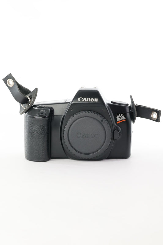 Canon EOSREBEL/35105/05709 EOS Rebel Film Camera + EF 35-105mm Lens, Used