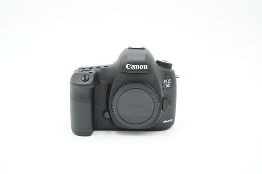Canon EOS5DMIIIBODY/00880 EOS 5D Mark III, Body Only, Used