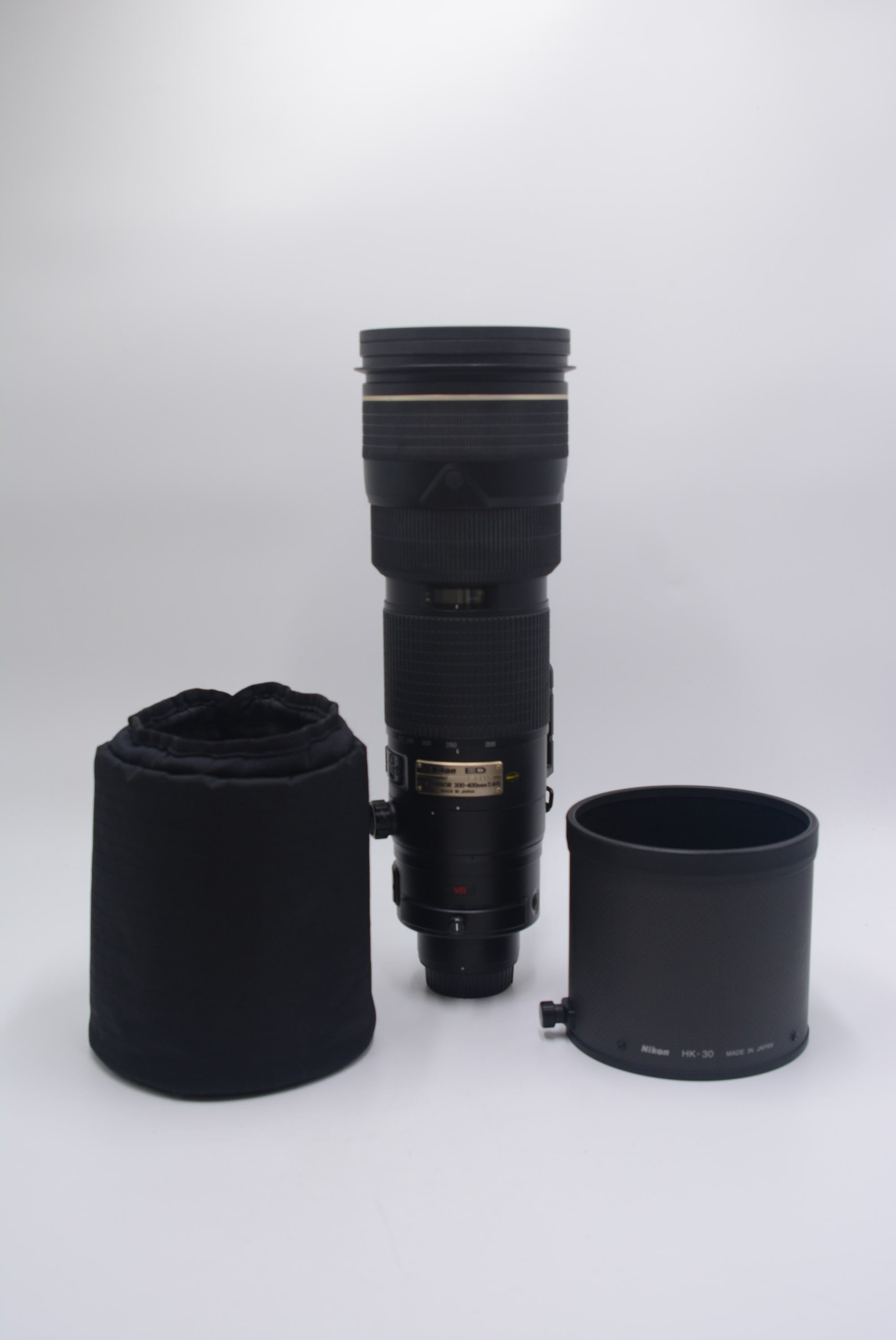 Nikon 200400/08310 AF-S 200-400mm F/4 ED VR, Used (AS IS) - AVC photo video store