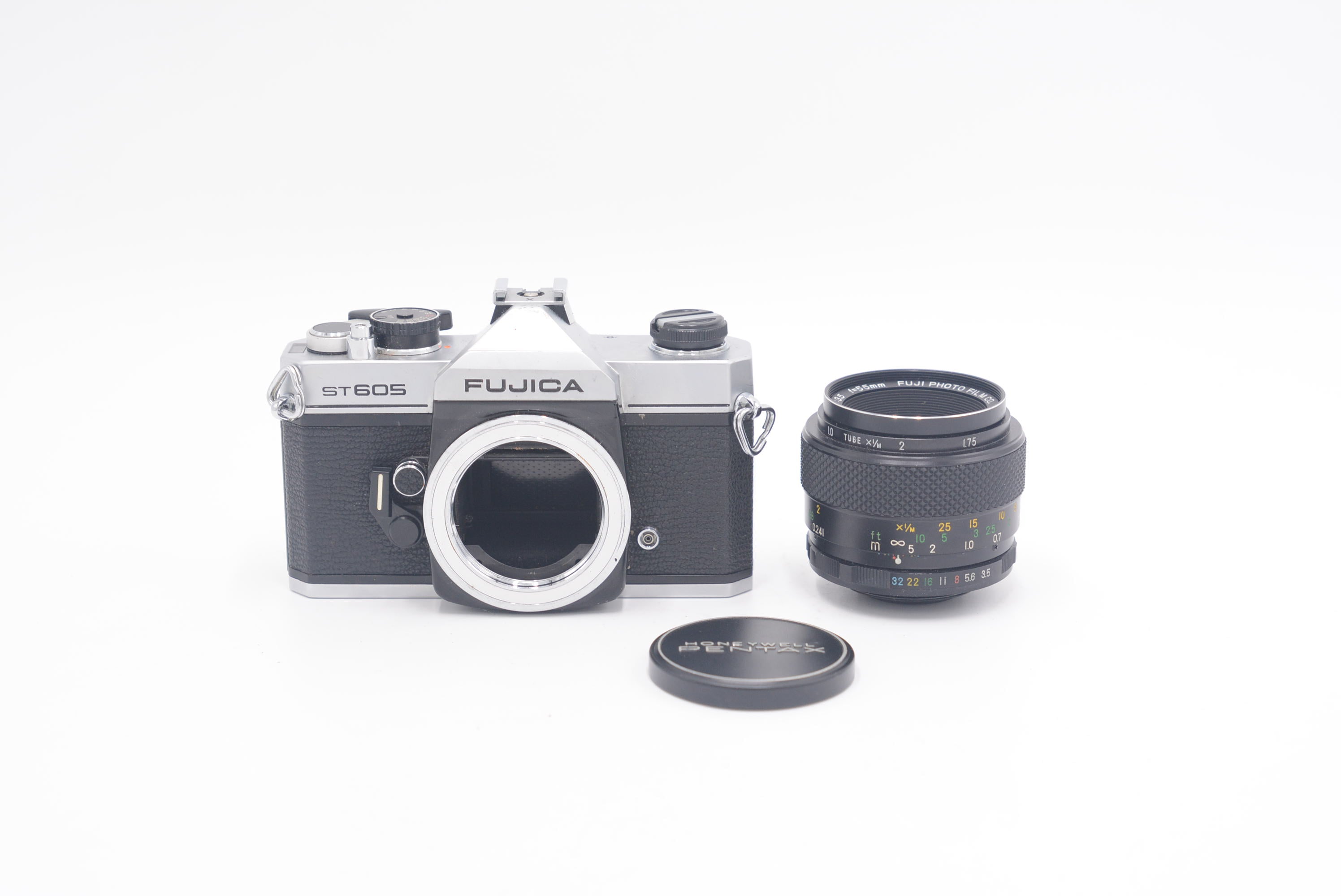Fujica ST605/33144 35mm camera + 55mm f/3.5, Used - AVC photo video store