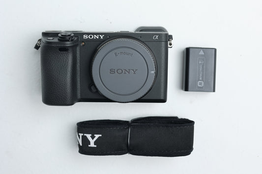 Sony A6400/3536400, Body Only, Black, Used
