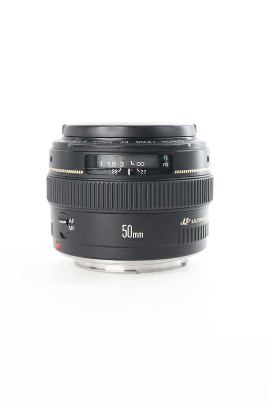Canon EF50/1.4/90028 EF 50mm f/1.4 USM, Used (For Parts)