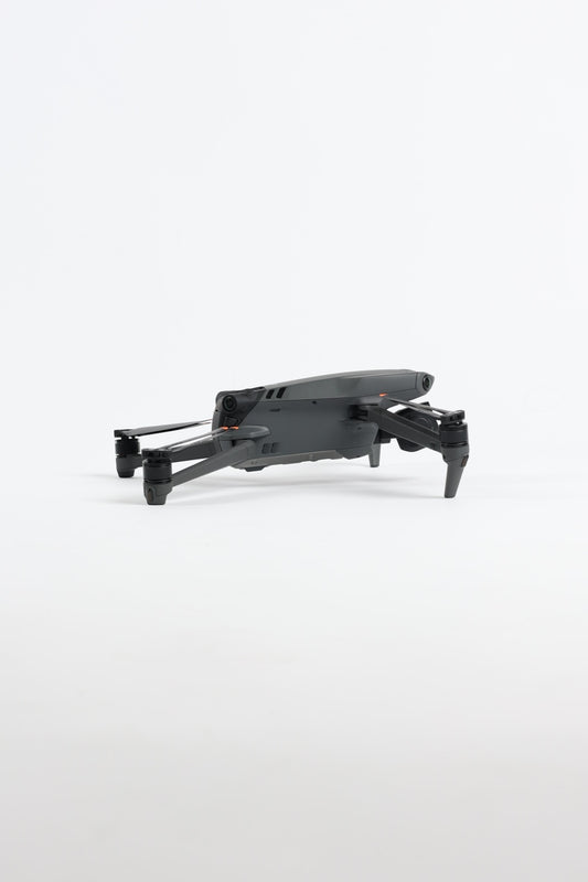 DJI MAVIC3FMK/12AED Mavic 3 Fly More Combo w/many extras, Used