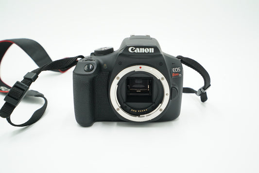 Canon EOSREBELT7/DUALLENS/02695 Rebel T7, EF-S 18-55mm f/3.5-5.6 IS II + EF 75-300mm f/4-5.6 III, Used
