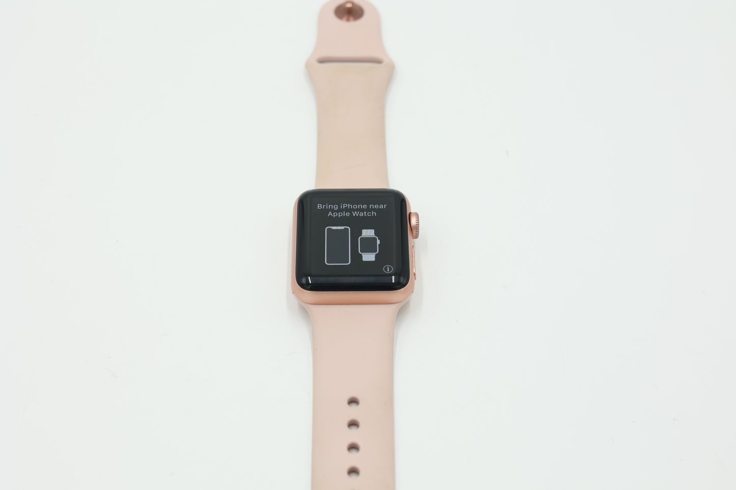 Apple Watch Series 3 38mm Gold Pink, Used