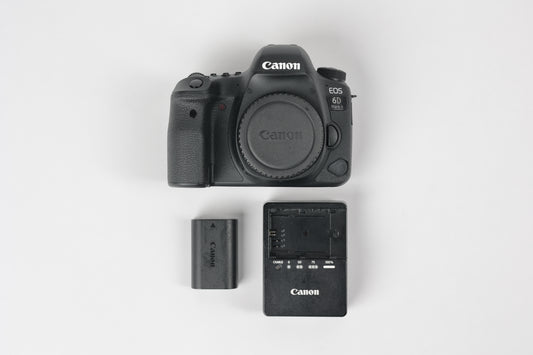 Canon EOS6DMIIBODY/05126 EOS 6D Mark II, Body Only, Used