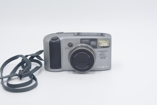 Minolta FREE/02403 Freedom Memory Zoom 140ex Panorama Date, Used