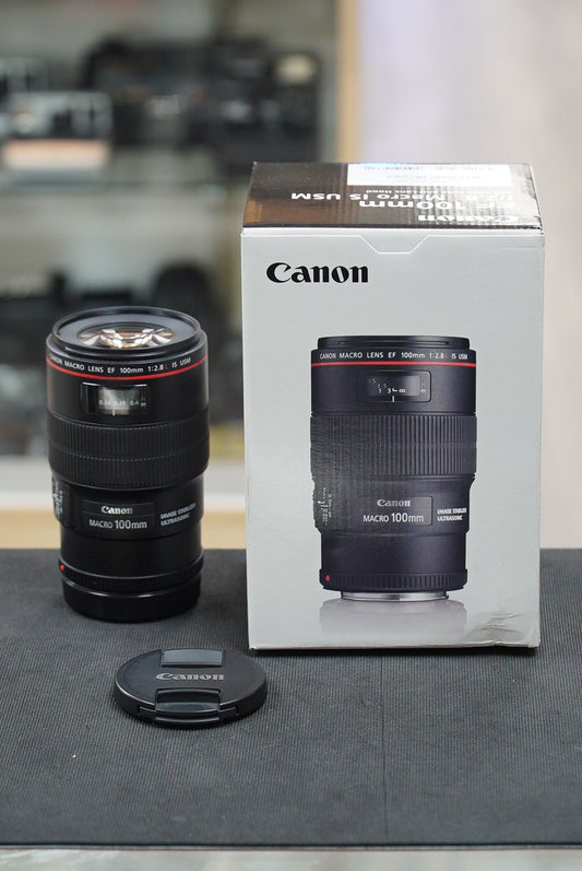 Canon EF10028LMIS/00330 EF 100mm f/2.8L Macro IS USM, Used