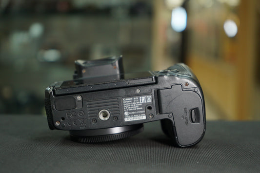 Canon EOSRBODY/03033 EOS R, Body Only, Used