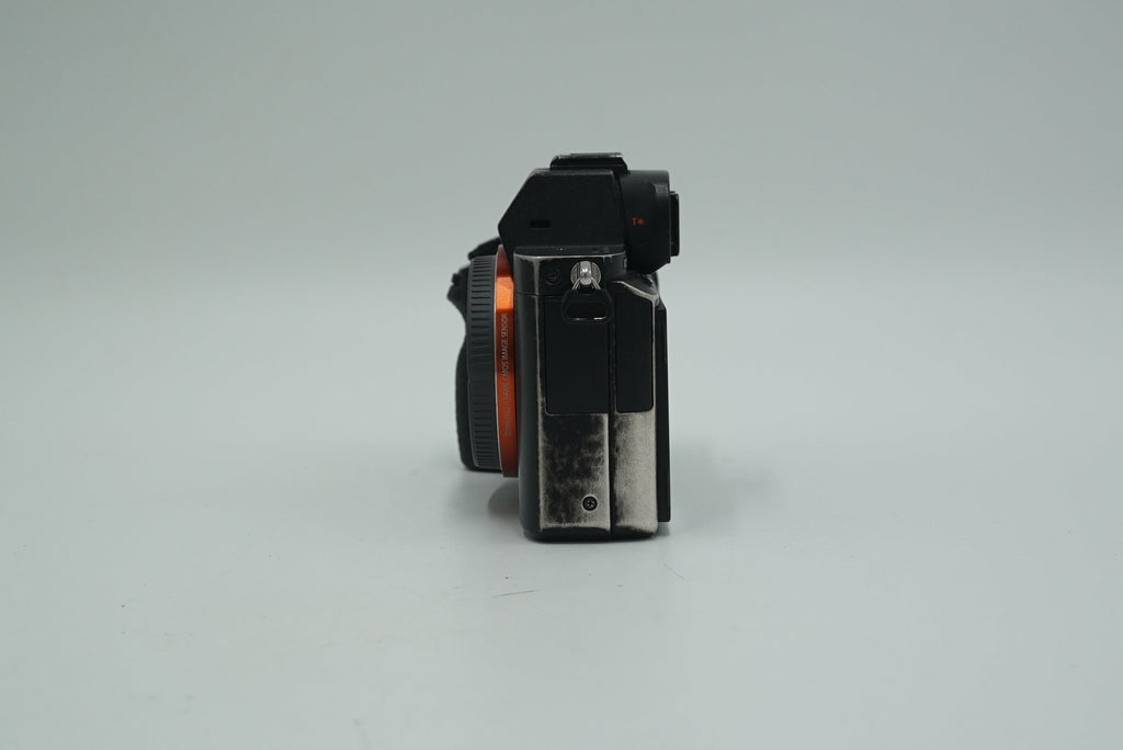Sony A7RII/3421979 A7R Mark II Body Only + Battery Grip + Mini Tripod, Used - AVC photo video store