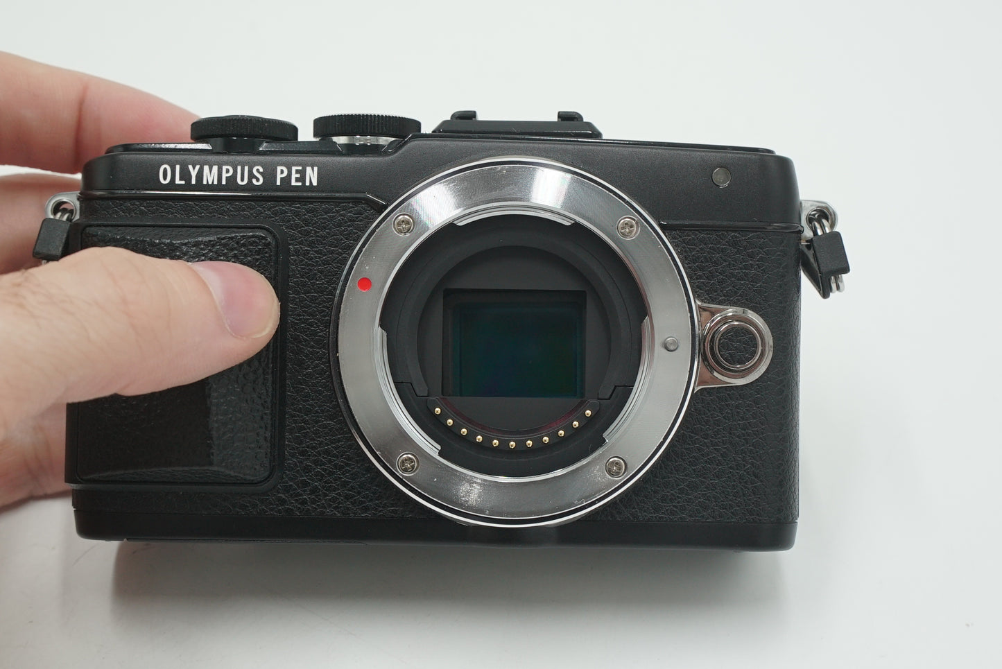 Olympus EPL7/1442/07305 Pen Lite E-PL7 + 14-42mm Lens, Used