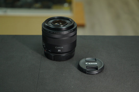 Canon RF35/1.8/02557 RF 35mm f/1.8 IS Macro STM, Used