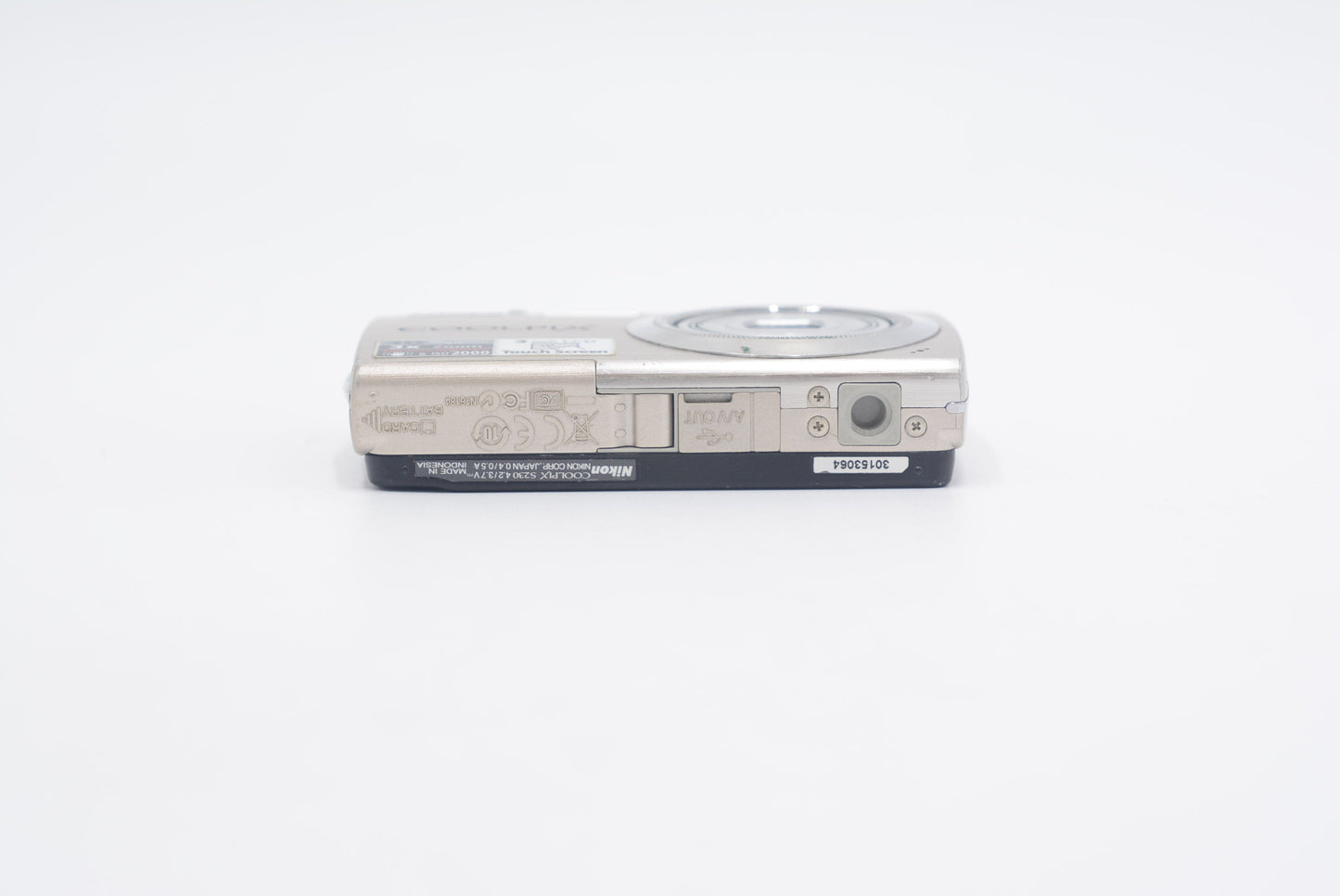 Nikon S230/53064 Coolpix S320, Silver, Used