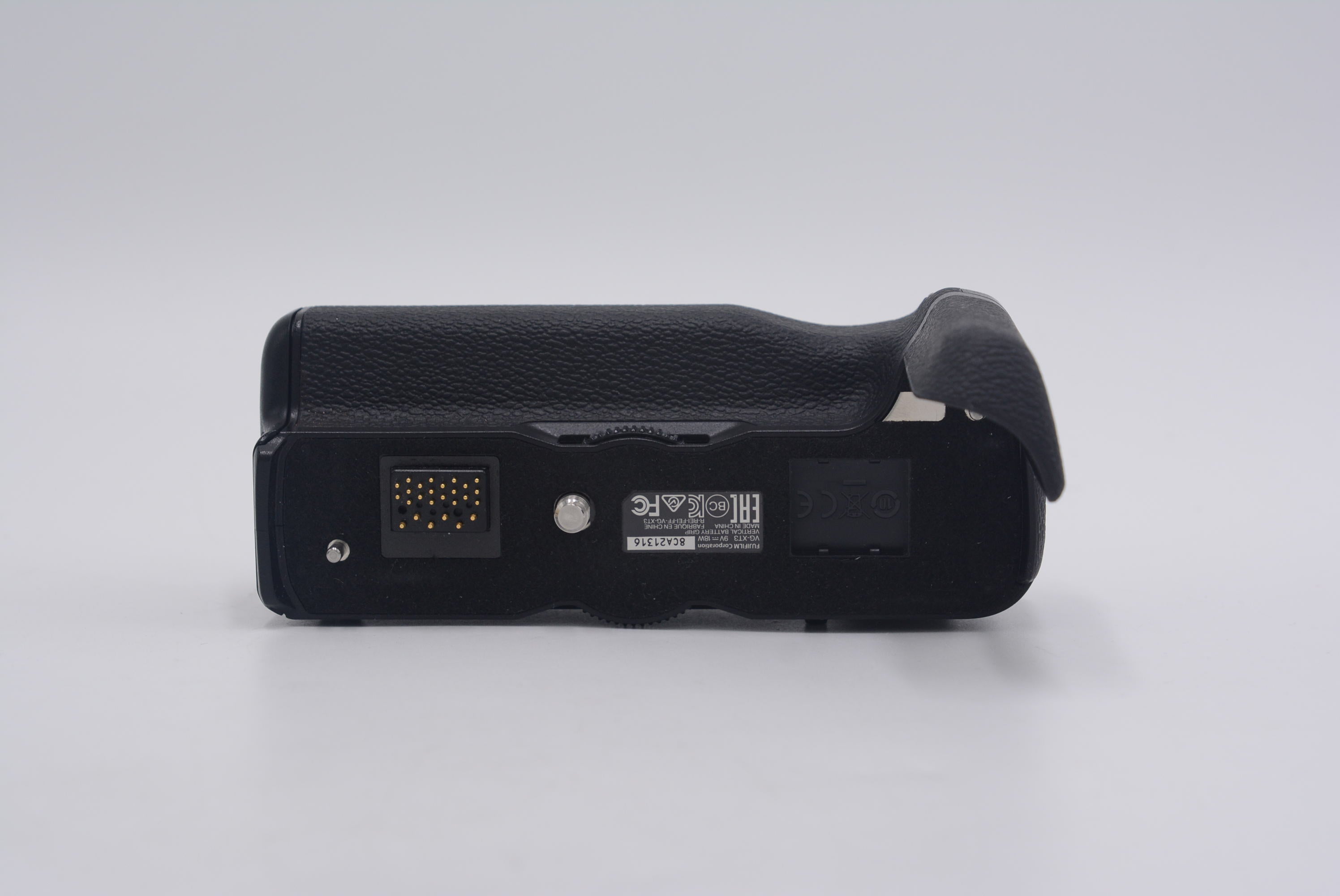 Fujifilm VGXT3/21316 VGXT3 Vertical Grip, Used - AVC photo video store