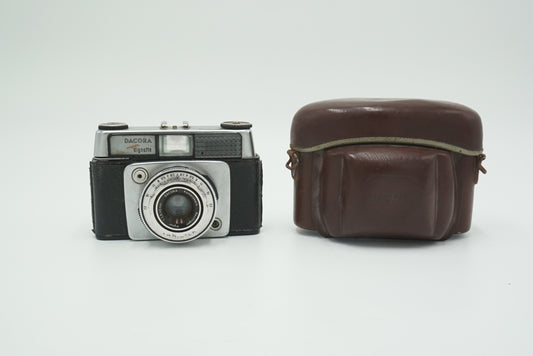 Dacora Super Dignette Film Camera w/Leather Case, Used