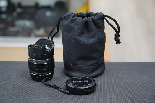 Olympus MZUIKO8/1.8/03713 M.ZUIKO 8mm f/1.8 Fisheye PRO, Used