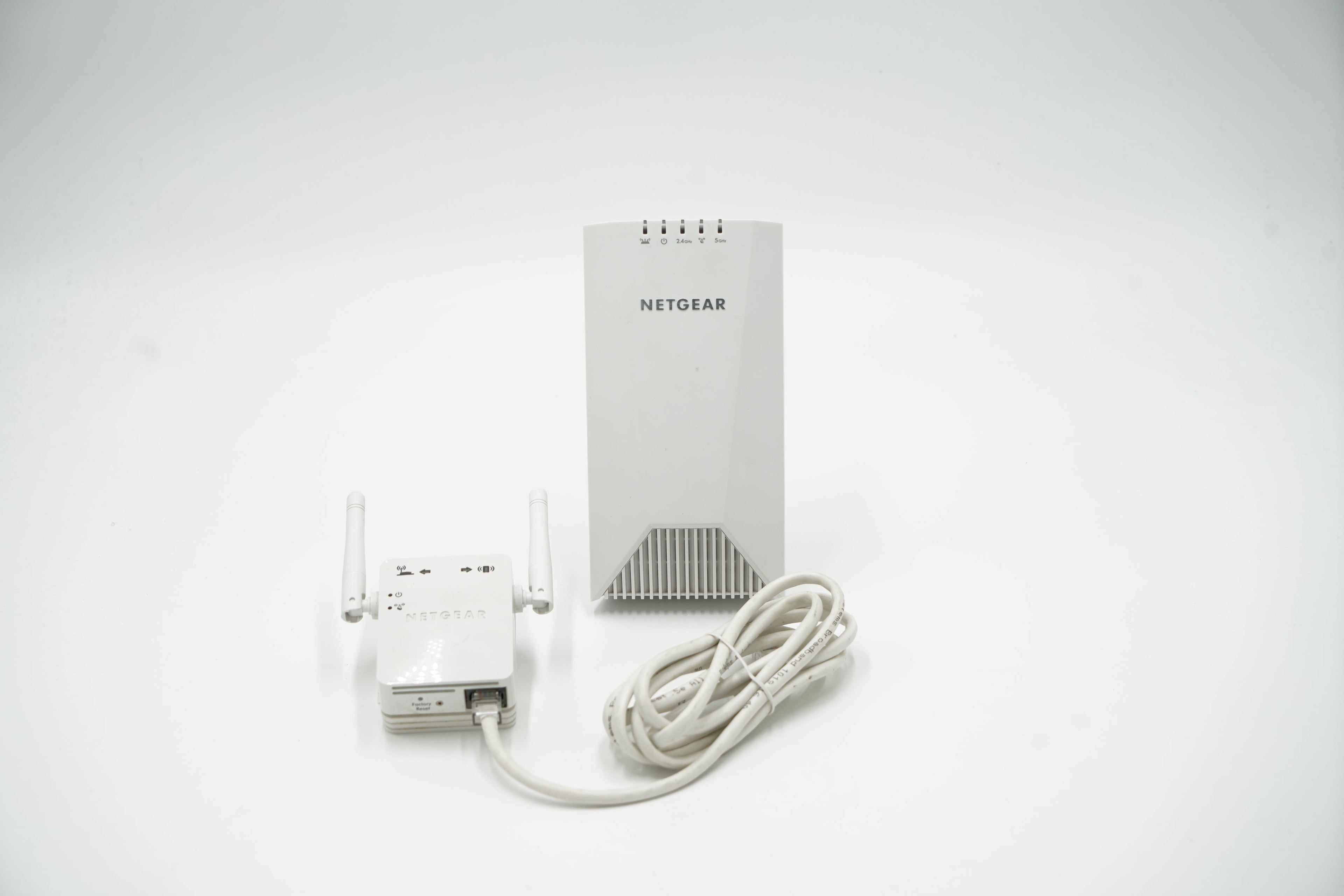Netgear X4S AC2200 Nighthawk WiFi Extender, Used - AVC photo video store