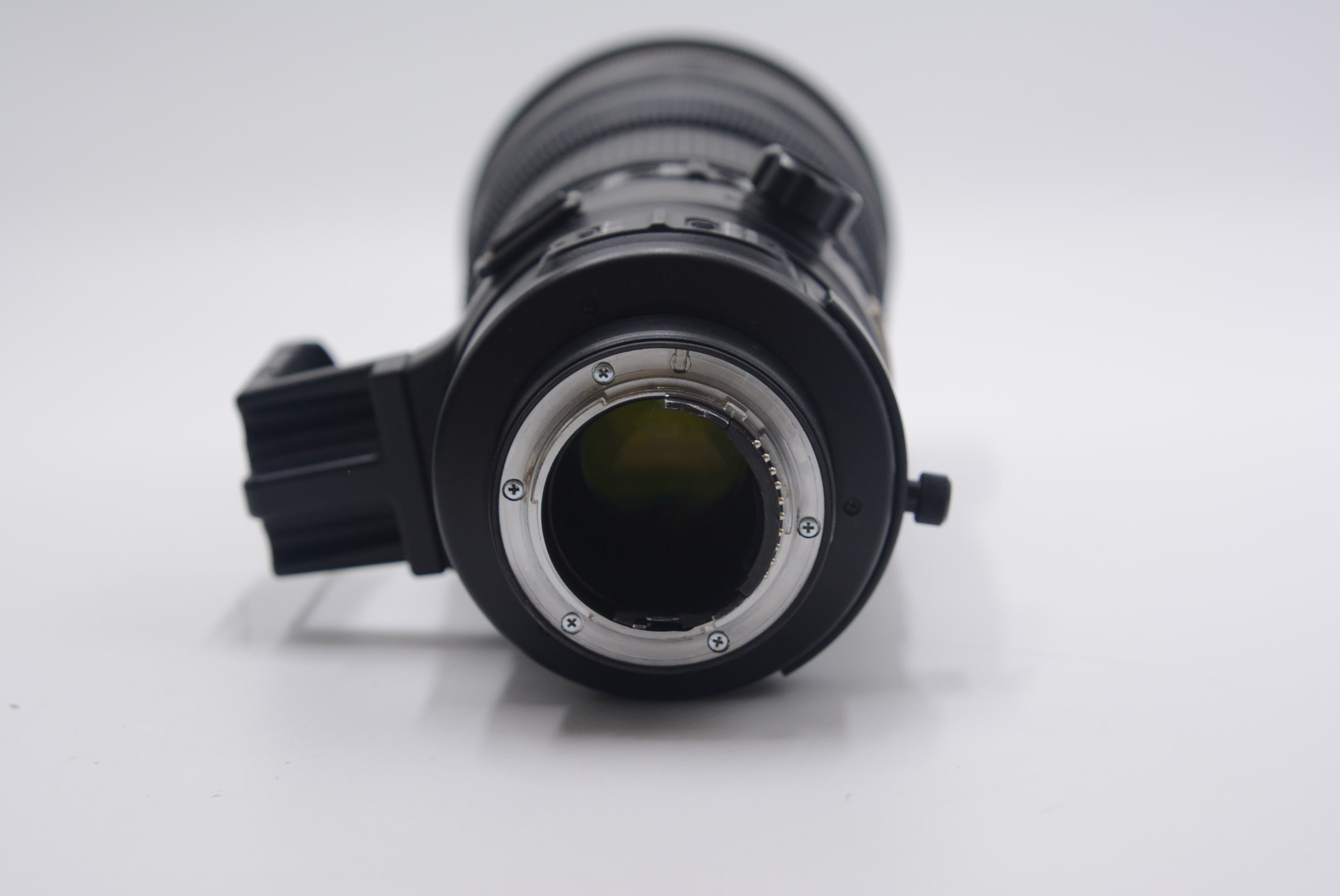 Nikon 200400/08310 AF-S 200-400mm F/4 ED VR, Used (AS IS) - AVC photo video store