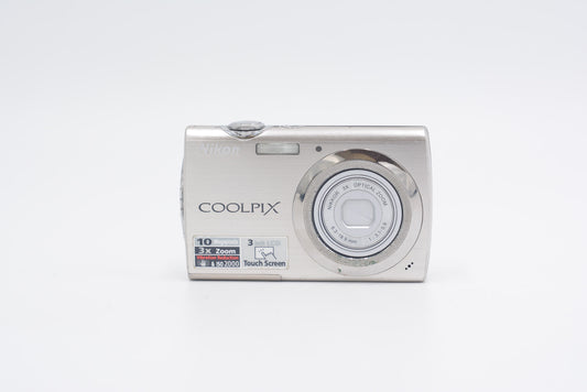 Nikon S230/53064 Coolpix S320, Silver, Used