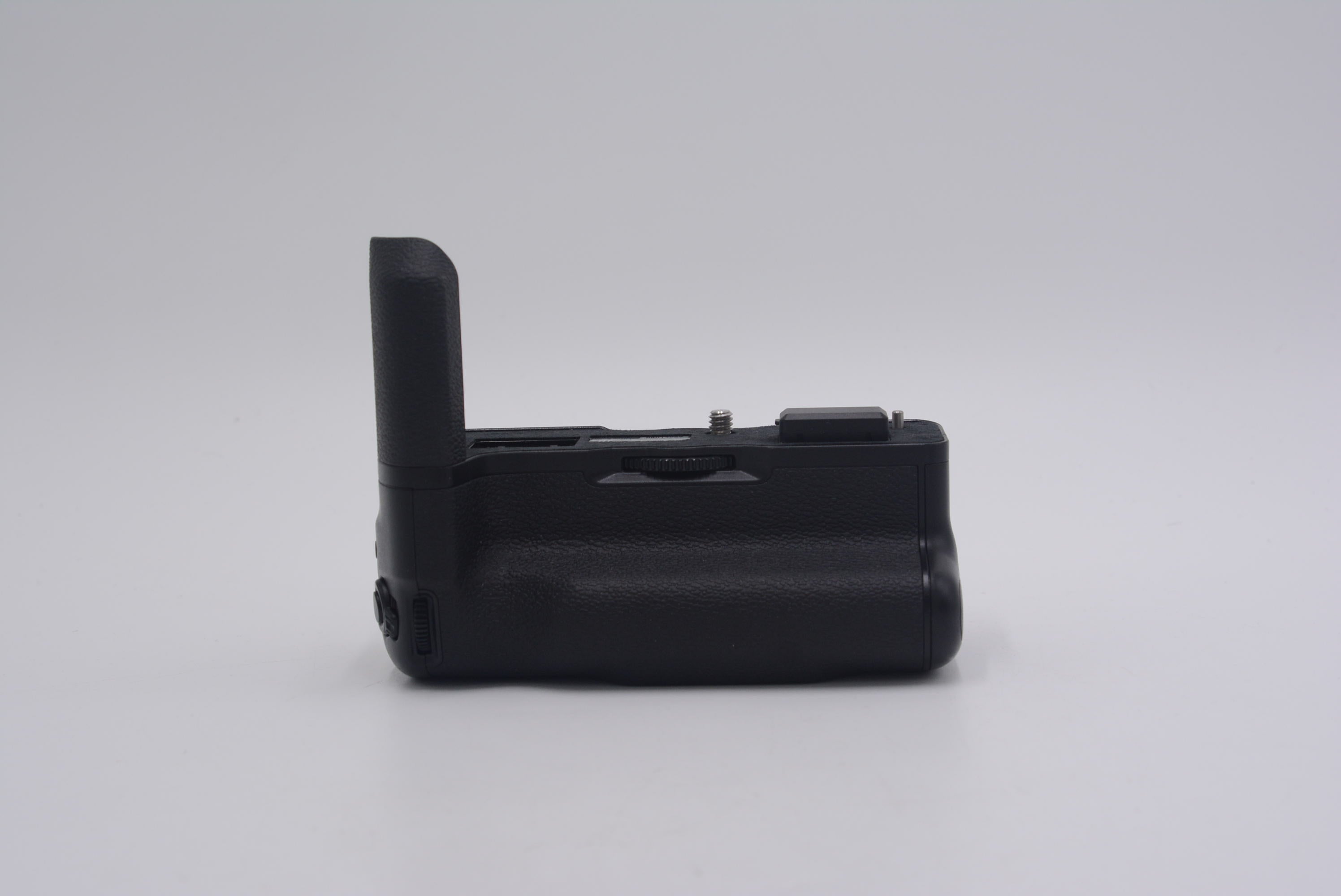 Fujifilm VGXT4/13069 Vertical Battery Grip F/XT4, Used - AVC photo video store