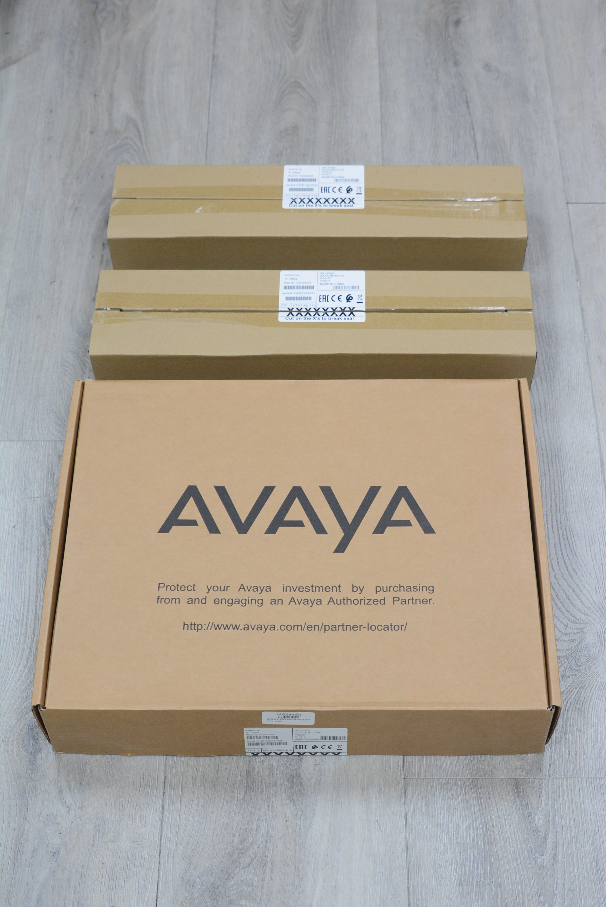 Avaya IP500 700476005 V2 Control Unit with Rack Mounting kits - AVC photo video store