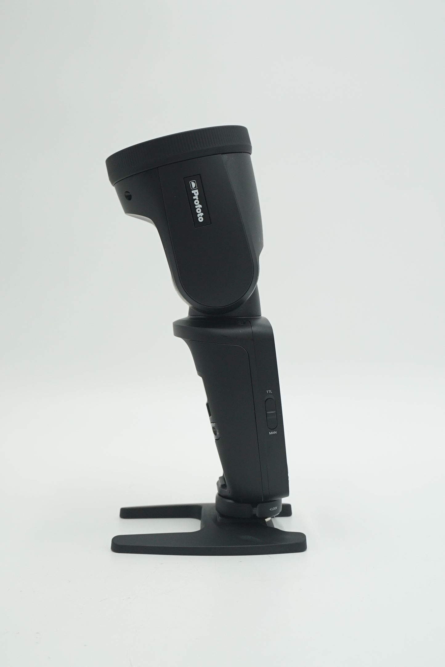 Profoto 901230/958A2 A10 Flash F/Canon, Used