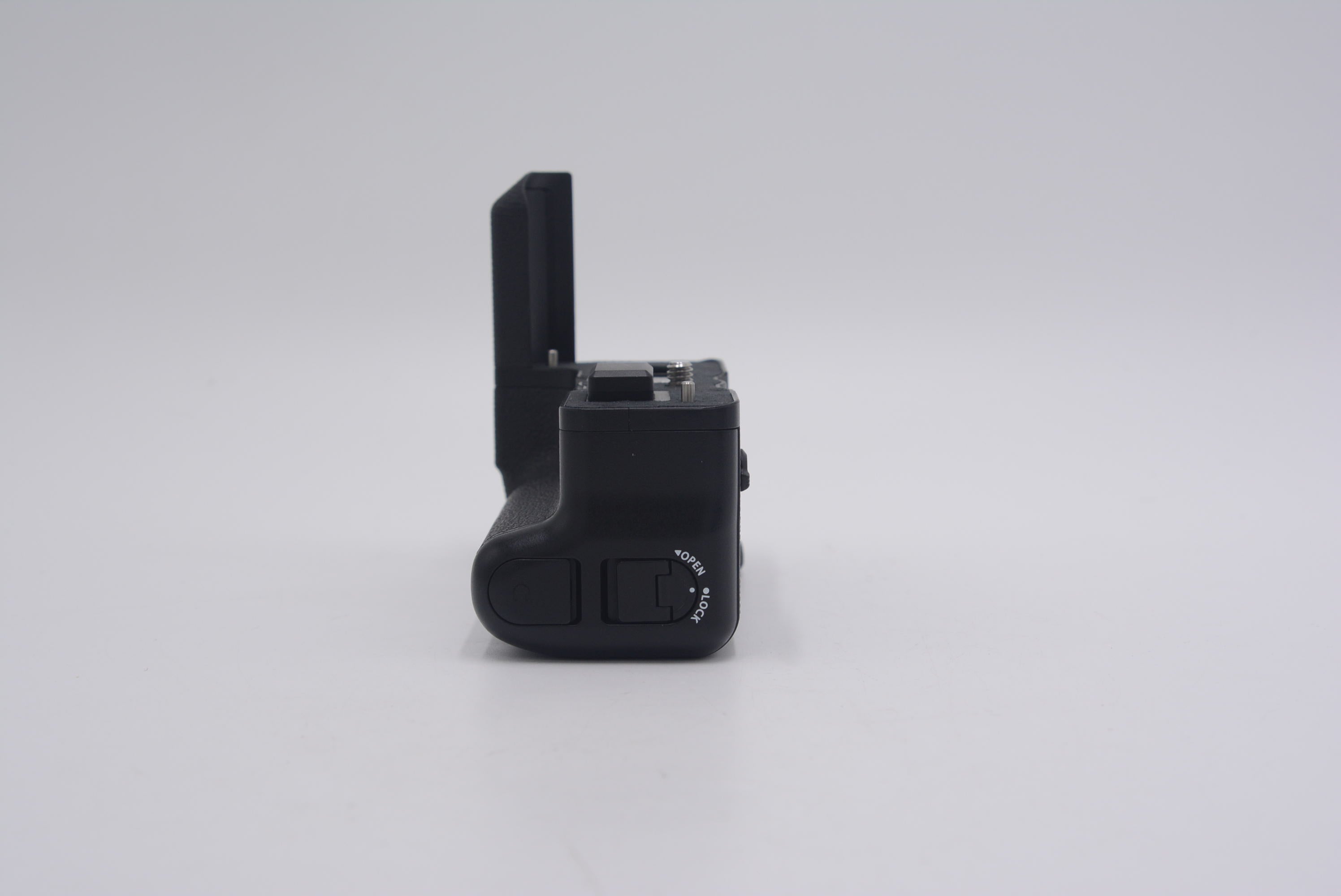 Fujifilm VGXT4/13069 Vertical Battery Grip F/XT4, Used - AVC photo video store