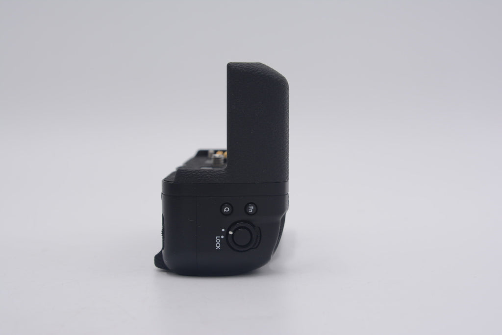 Fujifilm VGXT3/21316 VGXT3 Vertical Grip, Used - AVC photo video store