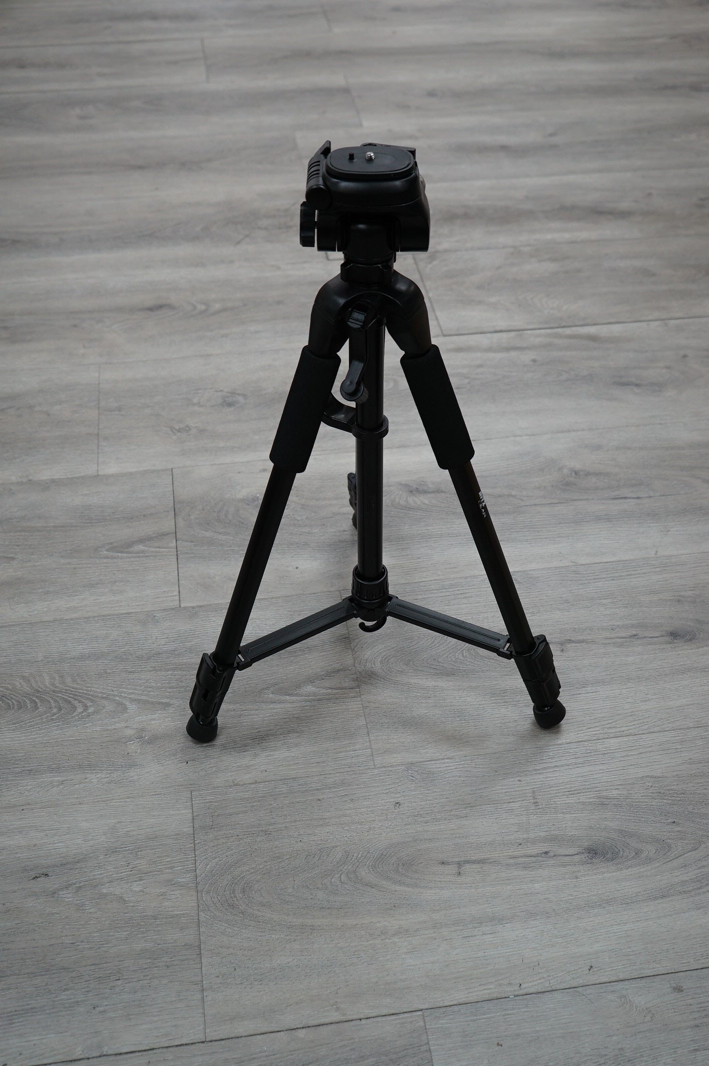 Ritz Aluminum Tripod, Used