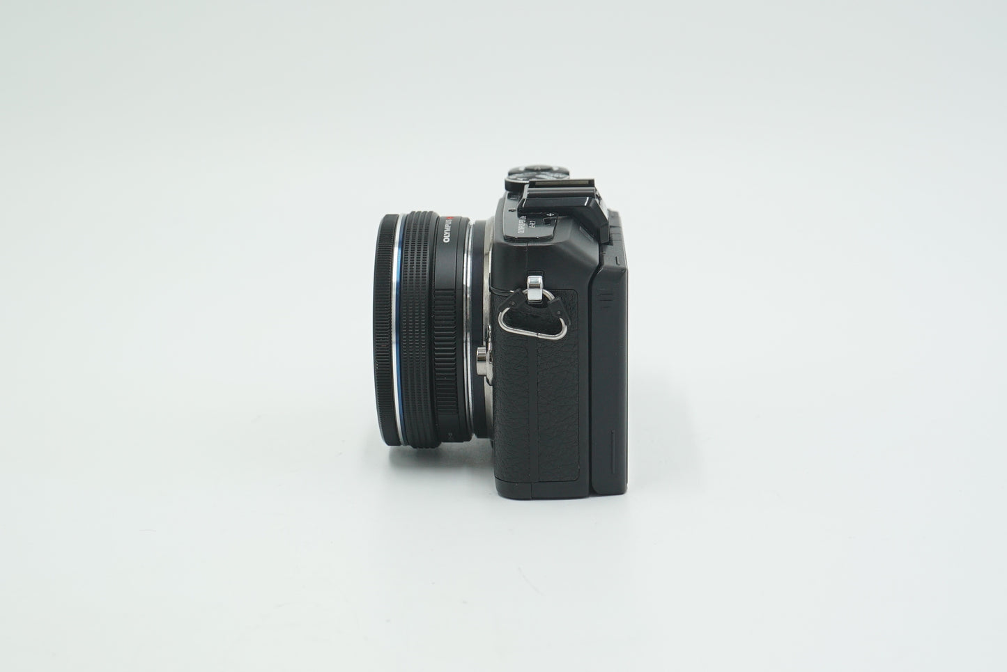 Olympus EPL7/1442/07305 Pen Lite E-PL7 + 14-42mm Lens, Used