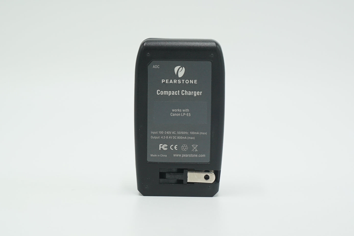 Pearstone Charger for Canon LPE5, Used